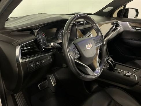 Used 2020 Cadillac XT6 Sport w/ Platinum Package AWD/4WD image 15
