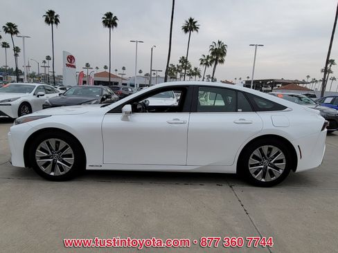 Certified 2022 Toyota Mirai XLE image 7