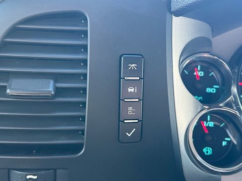 Used 2014 Chevrolet Silverado 2500 LT w/ Z71 Appearance Package image 27