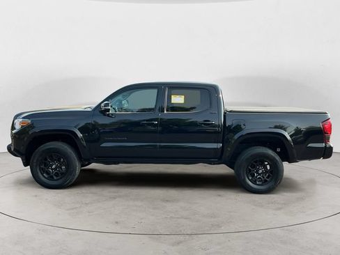 Used 2022 Toyota Tacoma SR5 w/ Technology Package RWD image 8