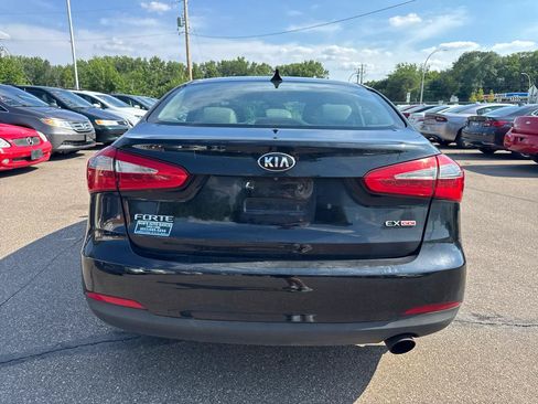 Used 2016 Kia Forte EX w/ EX Premium Package FWD image 8