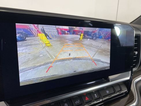 Used 2022 Chevrolet Silverado 1500 LT w/ Protection Package image 18