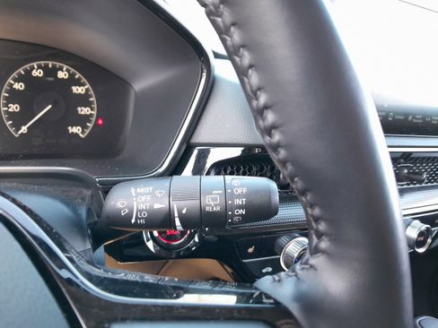 Used 2025 Honda CR-V EX-L image 18