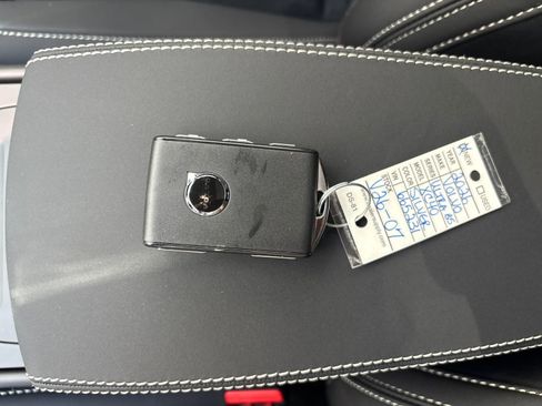 New 2026 Volvo XC40 B5 Ultra w/ Climate Package image 36