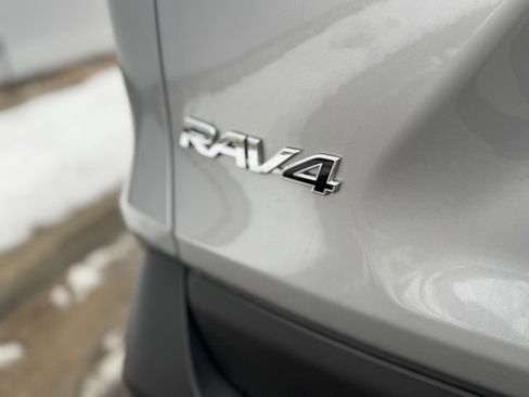 Certified 2023 Toyota RAV4 XLE image 39
