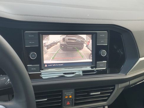 Used 2024 Volkswagen Jetta S image 26