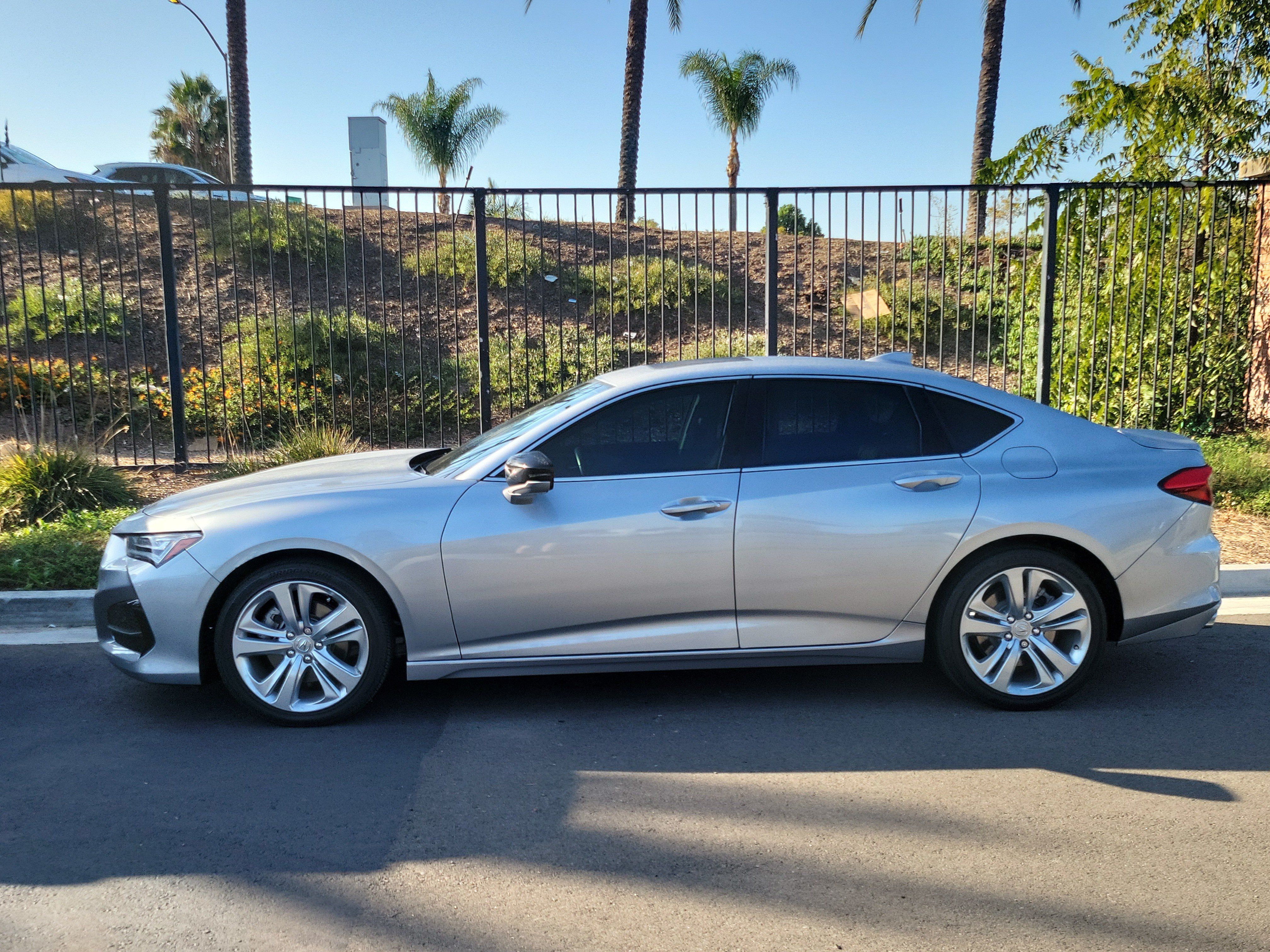 Used 2023 Acura TLX w/ Technology Package FWD image 2