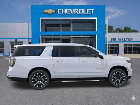 New 2026 Chevrolet Suburban High Country image 6