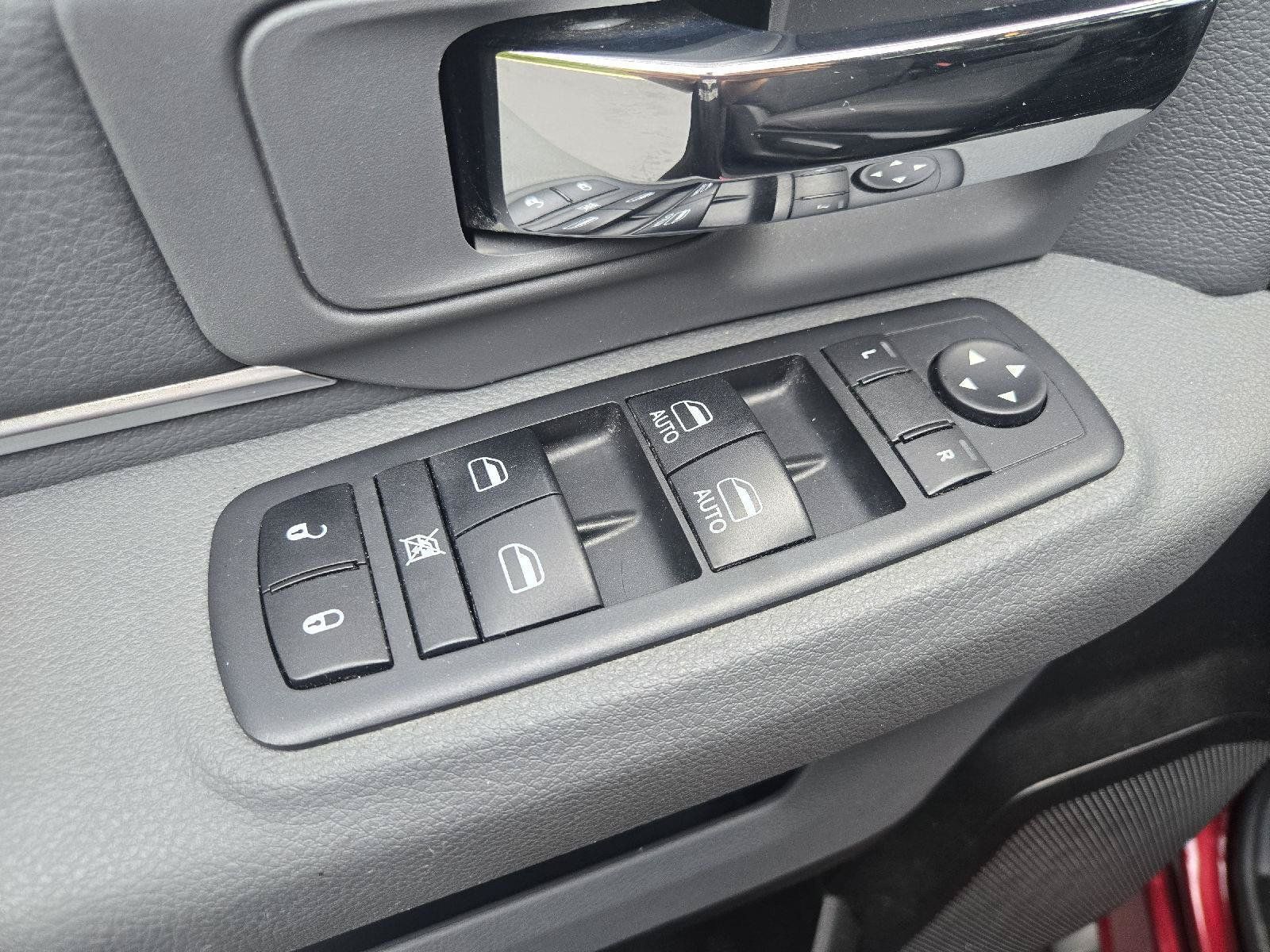 Used 2019 RAM 1500 Warlock w/ Electronics Group RWD image 12