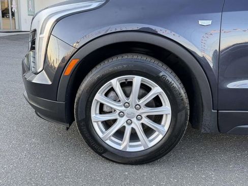 Certified 2023 Cadillac XT4 Luxury w/ Cold Weather Package image 8