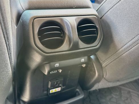 Certified 2023 Jeep Wrangler Unlimited Rubicon 4xe AWD/4WD image 28