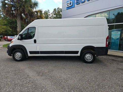 Used 2023 RAM ProMaster 2500 FWD image 2