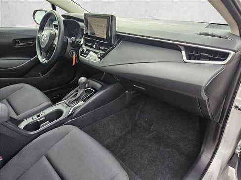 Used 2024 Toyota Corolla LE image 21