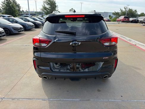 Used 2022 Chevrolet TrailBlazer RS FWD image 4