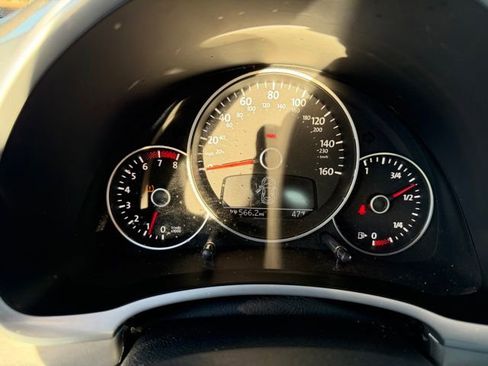 Used 2012 Volkswagen Beetle 2.5 image 17