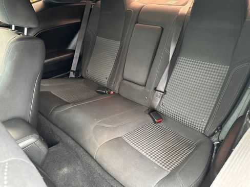 Used 2019 Dodge Challenger SXT image 20