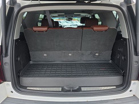 Used 2019 Chevrolet Tahoe Premier w/ Premier Plus Edition AWD/4WD image 34