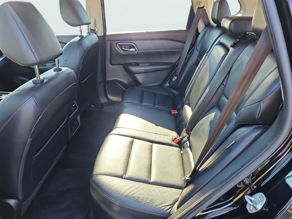 Used 2021 Nissan Rogue SL w/ Premium Package AWD/4WD image 35