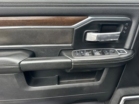 Used 2022 RAM 3500 Laramie image 11
