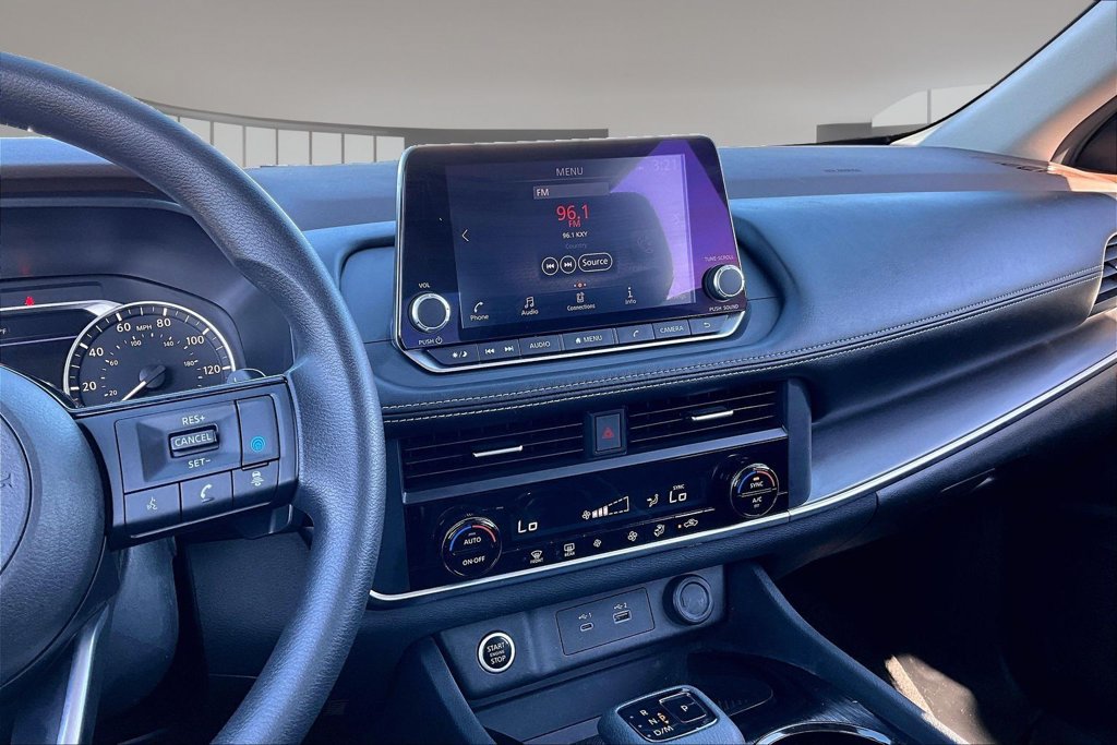 Used 2023 Nissan Rogue SV AWD/4WD image 6