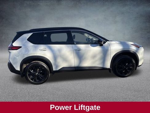 Used 2023 Nissan Rogue SV w/ SV Premium Package image 14