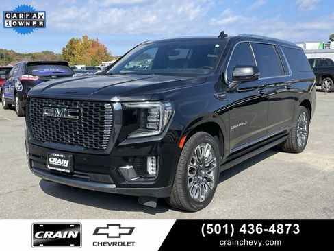 Used 2023 GMC Yukon XL Denali Ultimate image 3