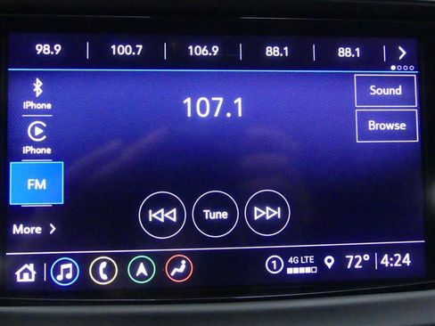 Used 2024 Buick Enclave Premium AWD/4WD image 12