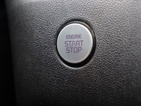 Certified 2022 Kia Sorento SX image 15