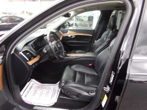 Used 2016 Volvo XC90 T6 Inscription image 11