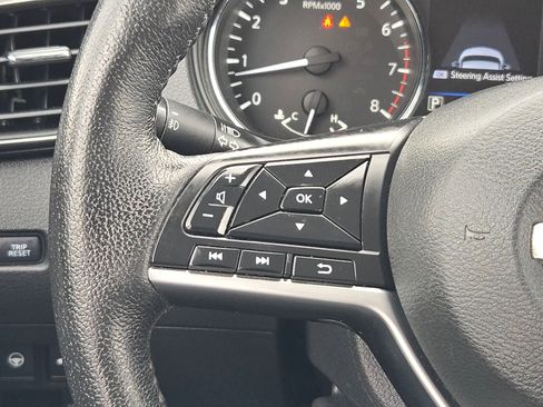 Used 2019 Nissan Rogue SL image 21