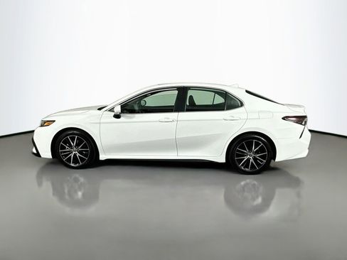 Certified 2023 Toyota Camry SE w/ Blackout Package (TMS) AWD/4WD image 4