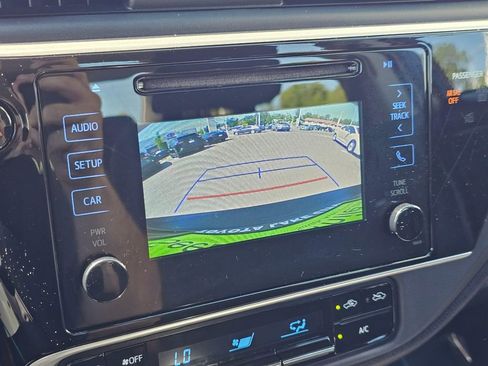 Used 2017 Toyota Corolla LE FWD image 24