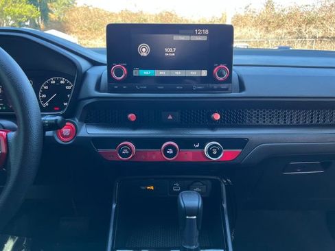 Used 2023 Honda CR-V LX image 25