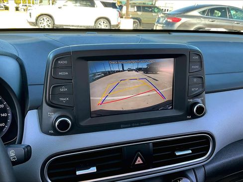 Used 2021 Hyundai Kona SEL FWD image 25