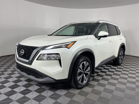 Used 2023 Nissan Rogue SV w/ SV Premium Package image 5