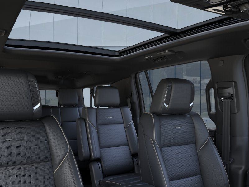 Used 2026 Cadillac Escalade ESV Luxury w/ LPO, Floor Liner Package AWD/4WD image 24