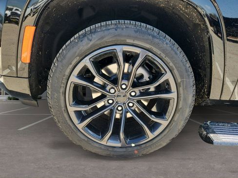 New 2026 Jeep Grand Wagoneer Summit AWD/4WD image 9