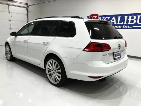 Used 2015 Volkswagen Golf TDI SE image 11