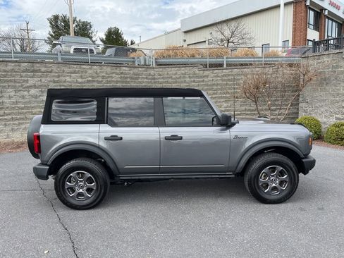Used 2024 Ford Bronco Big Bend image 3