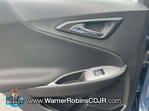 Used 2025 Chevrolet Malibu LT image 11