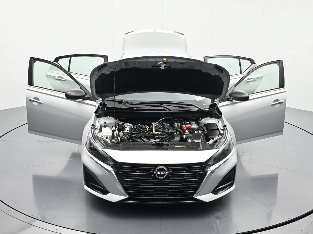 Certified 2025 Nissan Altima 2.5 SV FWD image 44