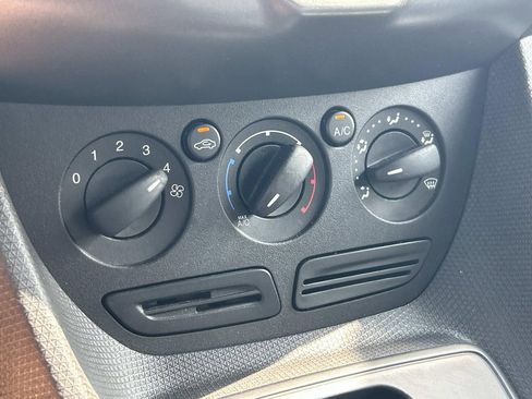 Used 2014 Ford Transit Connect XL FWD image 30