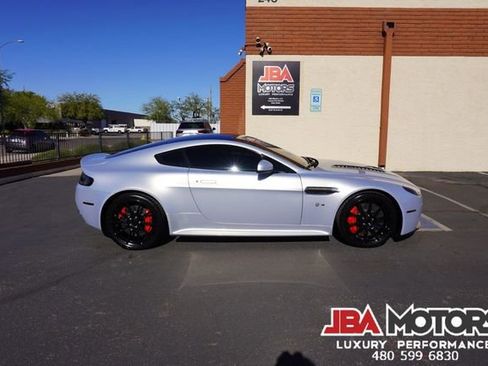 Used 2015 Aston Martin V12 Vantage S image 57