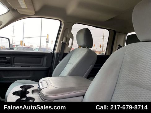 Used 2014 RAM 2500 Tradesman w/ Chrome Appearance Group image 39