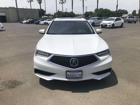 Used 2018 Acura TLX FWD image 4