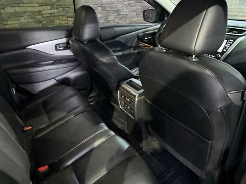 Used 2019 Nissan Murano SL FWD image 34