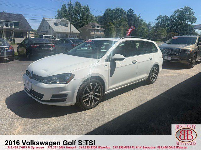 Used 2016 Volkswagen Golf Limited Edition FWD image 2