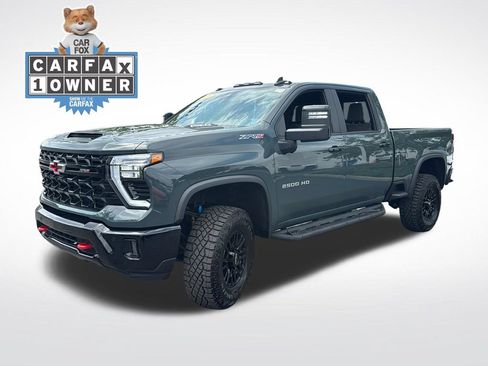 Used 2026 Chevrolet Silverado 2500 ZR2 AWD/4WD image 3