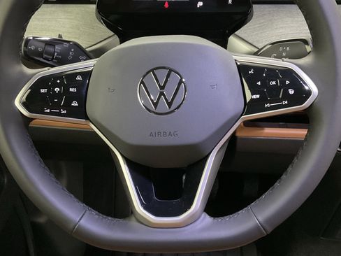 New 2025 Volkswagen ID. Buzz Pro S image 14