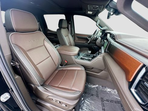 Used 2025 GMC Sierra 1500 Denali image 29